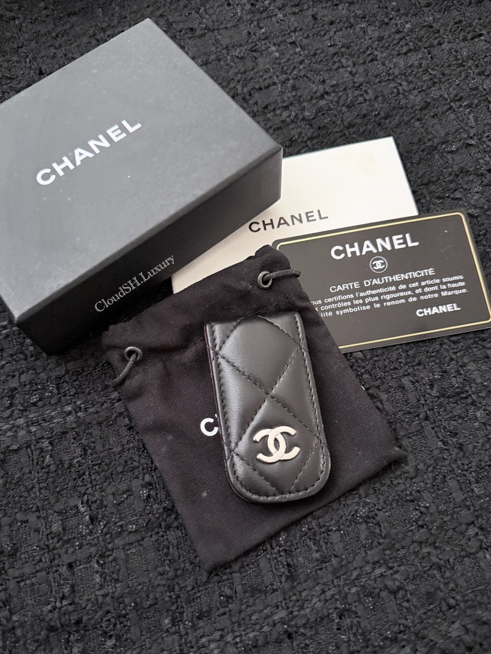 Auth Chanel Black Quilted Lambskin CC Logo Money Clip w/ Silver hardware - RARE